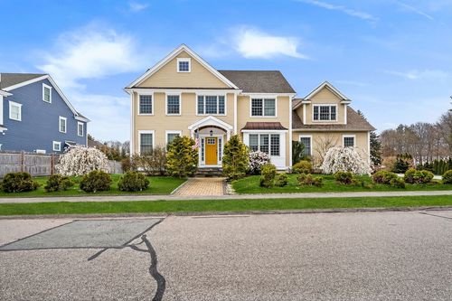 50 Sterling Rd, Needham, MA, 02492-4719 | Card Image