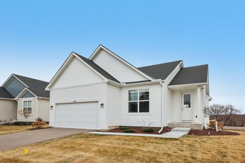 9035 62nd St S, Cottage Grove, MN, 55016-5525 | Card Image