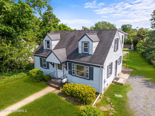 324 Cedar Ave, Long Branch, NJ, 07740-5002 | Card Image