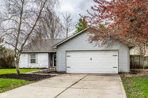 106 W Delaware St, Fortville, IN, 46040-1701 | Card Image