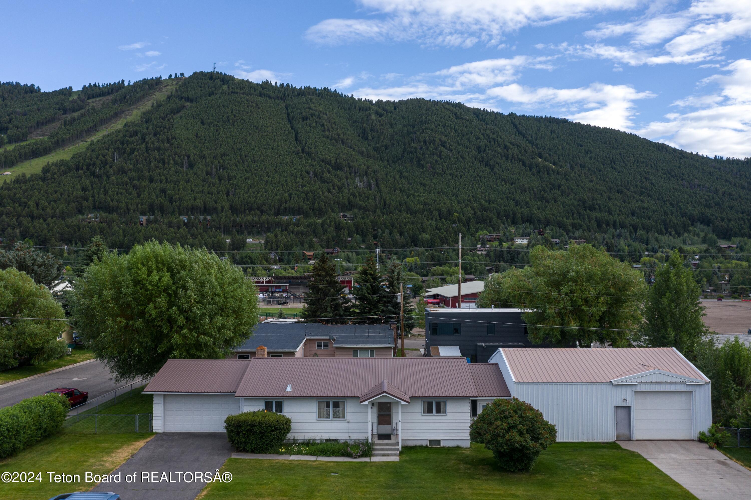 Kelly Ave, Jackson, WY 83001