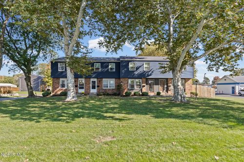 6048 N Summit St, Toledo, OH, 43611-1252 | Card Image