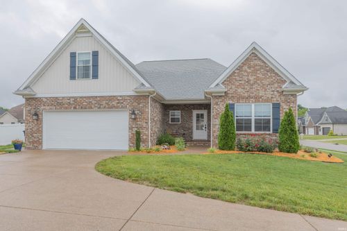 8464 Wyatt Ct, Newburgh, IN, 47630-8374 | Card Image