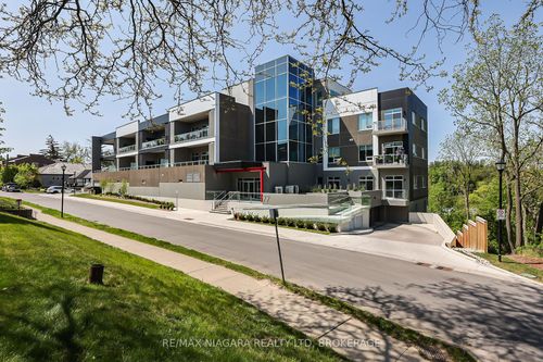 505-77 Yates St, Saint Catharines, ON, L2R0C4 | Card Image