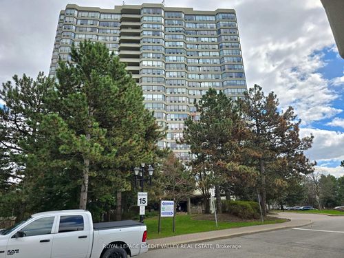 2101-24 Hanover Rd, Brampton, ON, L6S5K8 | Card Image