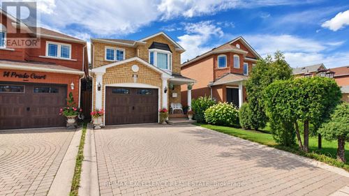 12 Prado Court, Toronto (Briar Hill-Belgravia), ON, M6B4L2 | Card Image