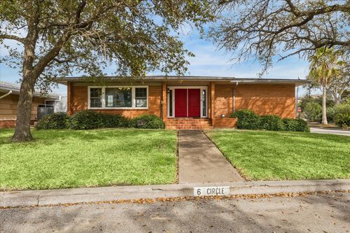 6 Cedar Lawn Cir, Galveston, TX, 77551-4630 | Card Image