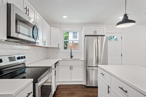 b-1402 Montgomery Ave, Nashville, TN, 37207-5215 | Card Image