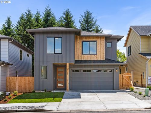 6715 Ne 132nd St, Vancouver, WA, 98686-4994 | Card Image