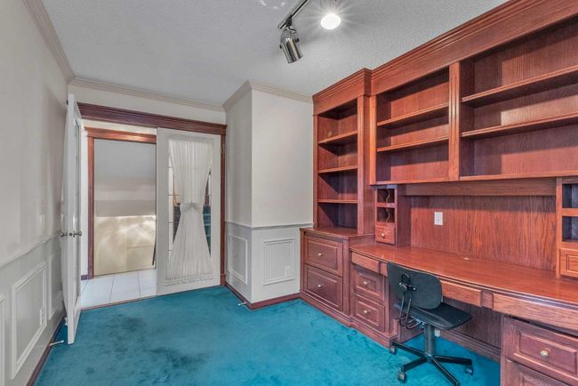 121 Patterson Mount Sw, House other with 5 bedrooms, 4 bathrooms and 4 parking in Calgary AB | Image 17