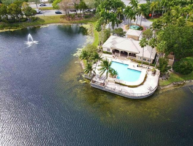 APT-902 - 900 Crestwood Ct S, Condo with 3 bedrooms, 2 bathrooms and null parking in Royal Palm Beach FL | Image 45