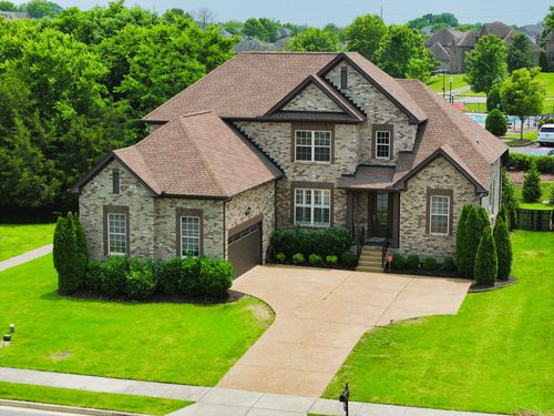 131 N Shadowhaven Way, Hendersonville, TN, 37075-7226 | Card Image