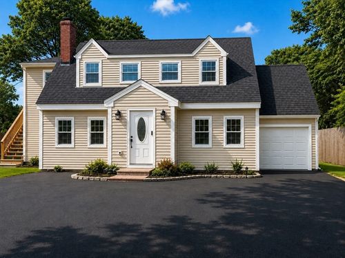 385 Bearses Way, Hyannis, MA, 02601-2734 | Card Image