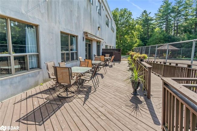 602 - 20 Mcfarlane Dr, House attached with 2 bedrooms, 1 bathrooms and 1 parking in Halton Hills ON | Image 33