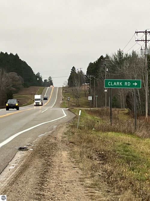 4025 E M 113, Kingsley, MI, 49649-9618 | Card Image