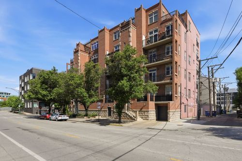 4-814 W Hubbard St, Chicago, IL, 60642-8201 | Card Image