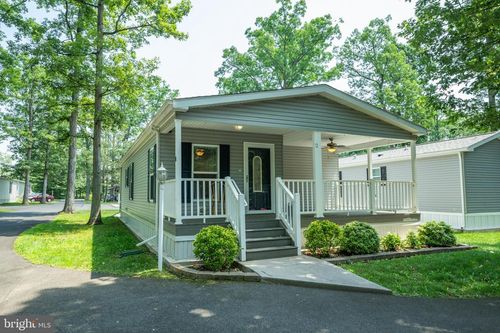 2 Harpel Ave, Hatfield, PA, 19440-1715 | Card Image