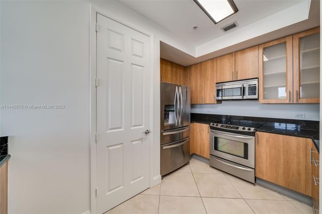 APT-305 - 2633 Ne 14 Th Ave, Condo with 2 bedrooms, 2 bathrooms and null parking in Wilton Manors FL | Image 39