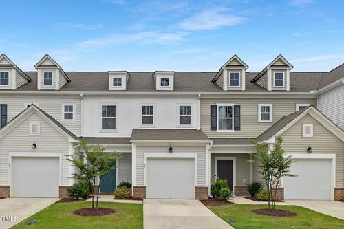 99-71 Little Leaf Ln, Clayton, NC, 27527-8633 | Card Image