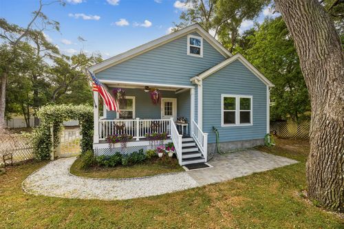 1016 N 14th St, Fernandina Beach, FL, 32034-3119 | Card Image