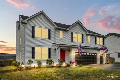 2107 Waterbury Dr, Joliet, IL, 60431-4556 | Card Image
