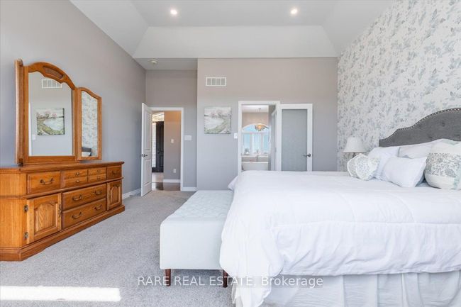 9157 30 Th Sideroad, Home with 3 bedrooms, 4 bathrooms and 20 parking in Adjala-Tosorontio ON | Image 17