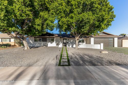 4511 N 86th St, Scottsdale, AZ, 85251-1805 | Card Image