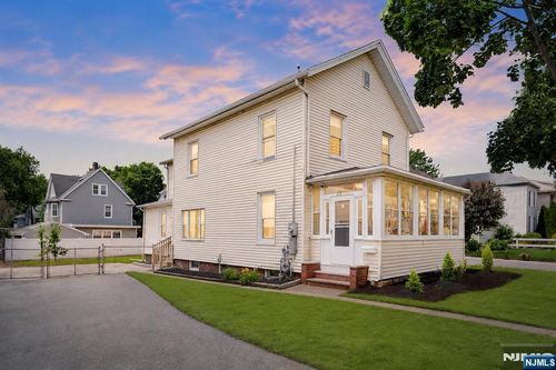 25 Riverview Ave, Rutherford, NJ, 07070-2225 | Card Image