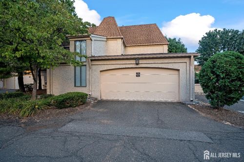 54 Gate House Ln, Edison, NJ, 08820-4007 | Card Image