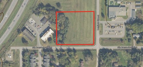 500 Lemieur St, Little Falls, MN, 56345-3367 | Card Image