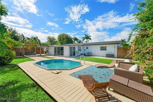 3999 Guava Dr, NAPLES, FL, 34104-4468 | Card Image