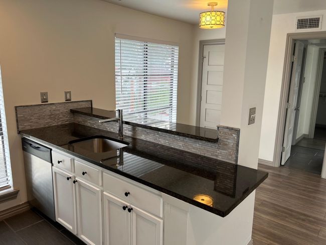 APT-214 - 2800 Douglas Ave, Condo with 1 bedrooms, 1 bathrooms and null parking in Dallas TX | Image 6