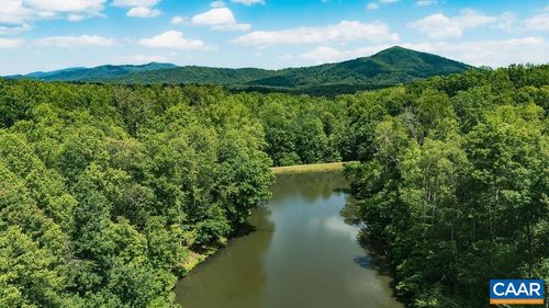 35 Ironwood Ln, NELLYSFORD, VA, 22958-9528 | Card Image