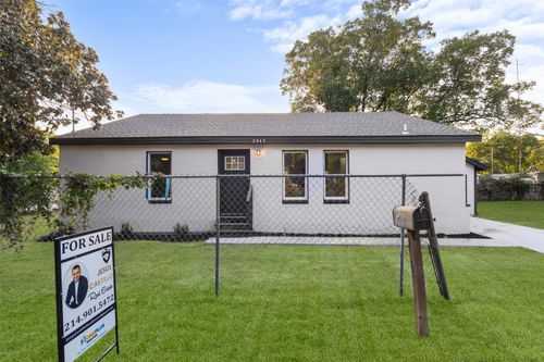 3947 Chenault St, Fort Worth, TX, 76111-6519 | Card Image
