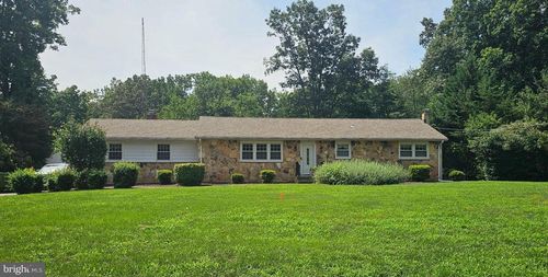 3 Seville Dr, Bridgeton, NJ, 08302-4134 | Card Image