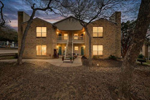 apt-904-2450 Wickersham Ln, Austin, TX, 78741-4755 | Card Image