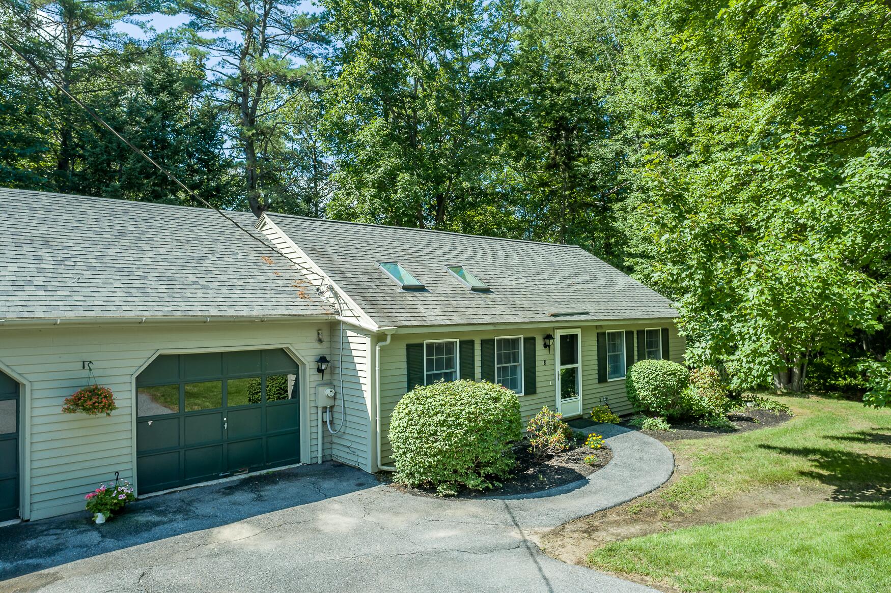 Gail Ln, Yarmouth, ME 04096