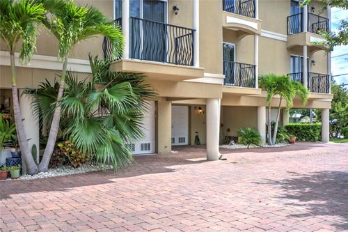 apt-8-300 Capri Blvd, Treasure Island, FL, 33706-4445 | Card Image
