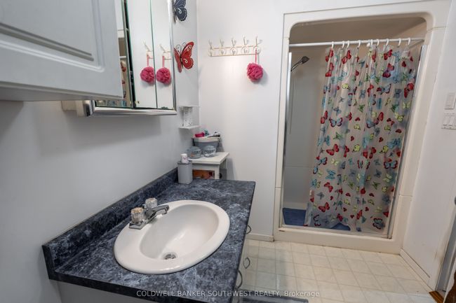 479 William St, House other with 3 bedrooms, 3 bathrooms and 4 parking in Saint Clair ON | Image 15