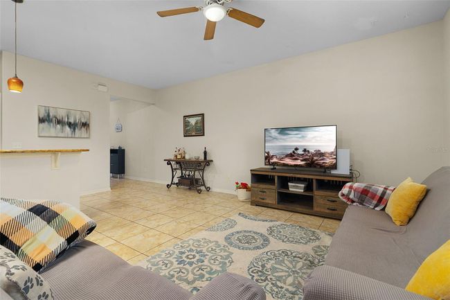 9107 Shepton St, Townhouse with 3 bedrooms, 3 bathrooms and null parking in ORLANDO FL | Image 7