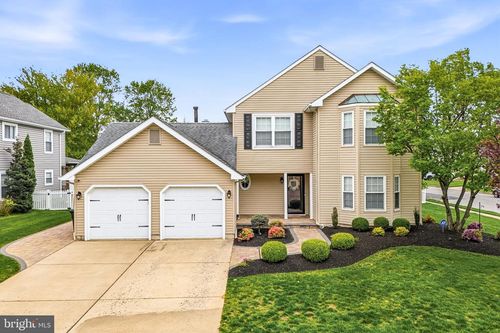 7 Watson Dr, MOUNT LAUREL, NJ, 08054-5210 | Card Image