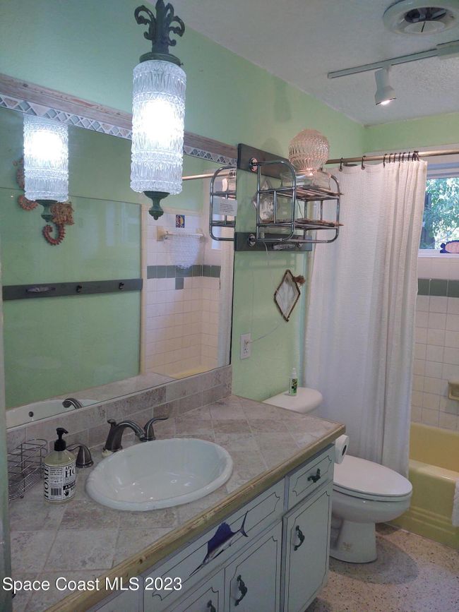 1 4755 87th Street, For Rent in Sebastian Zoocasa