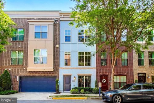 5741 45th Ave, HYATTSVILLE, MD, 20781-1581 | Card Image