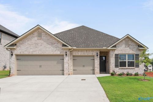 411 Ledgeway Dr, Harvest, AL, 35749-5007 | Card Image