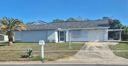 5858 Kenwood Dr, North Port, FL, 34287-3014 | Card Image