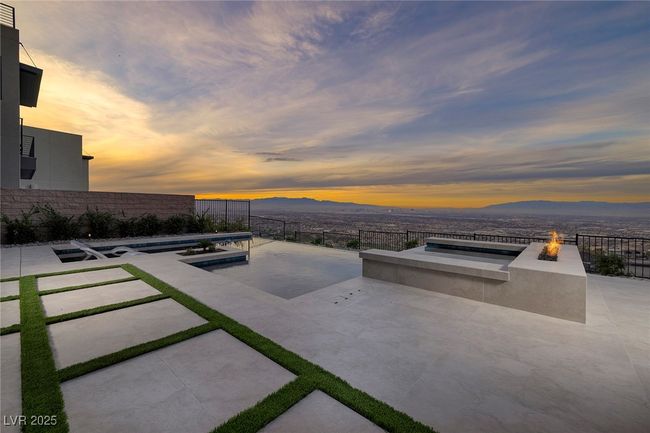 645 Overlook Rim Dr, House other with 4 bedrooms, 6 bathrooms and null parking in Henderson NV | Image 31