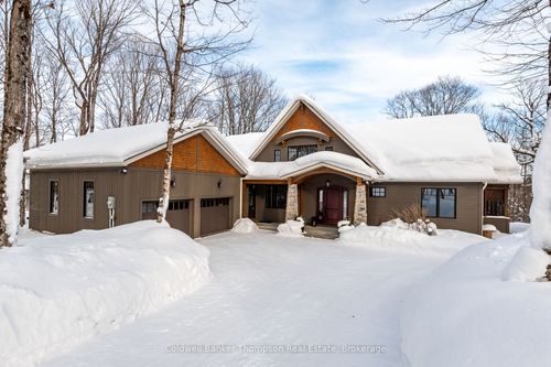 11 Forest Hill Lane, Huntsville, ON, P1H2N5 | Card Image
