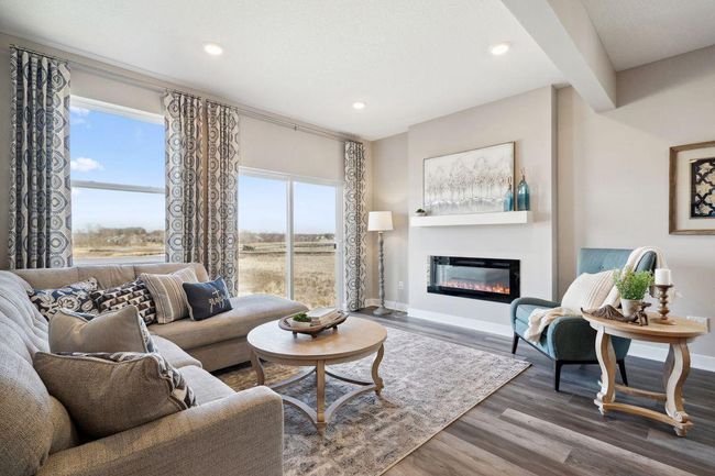 Living area. | Image 15