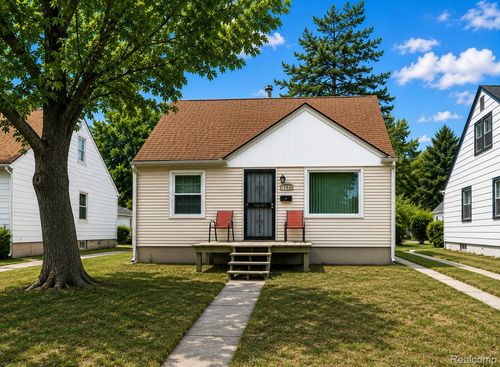 15847 Chatham Street, Detroit, MI, 48223 | Card Image