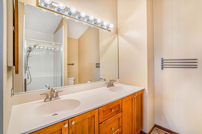 971 Heathrow Ln, Townhouse with 3 bedrooms, 3 bathrooms and 2 parking in Naperville IL | Image 18